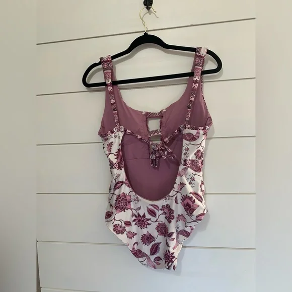 BECCA Tahiti Plunge One Piece Swimsuit M - Picture 12 of 12